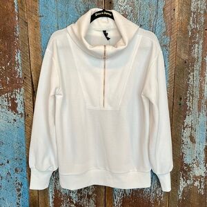 Limitless by The Limited White Ribbed Pullover 1/2 Zipper Sweatshirt